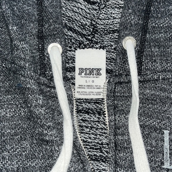 VS Pink - Zipup - Size large - Picture 3 of 3